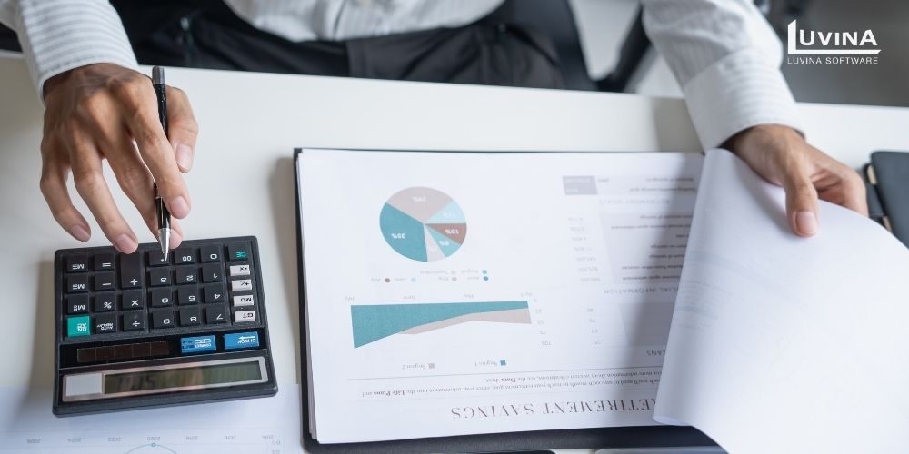 ERPのカスタマイズとは?パッケージERPとの違いや費用やメリットを解説 4 factors determining custom erp implementation costs