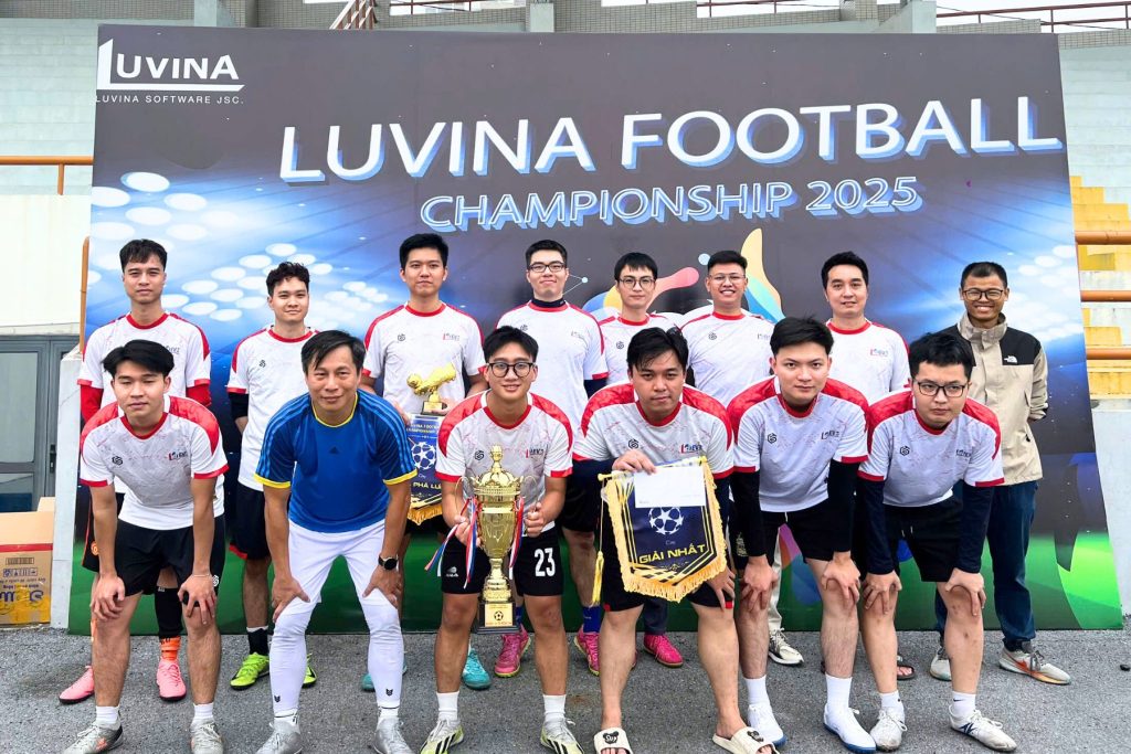 【社内イベント】LUVINA FOOTBALL CHAMPIONSHIP 2025 開催レポート 2 luvina football championship 2025 winning team