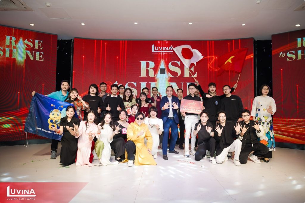 【社内イベント】ルビナソフトウエア 2025年忘年会「RISE TO SHINE」を開催 4 22