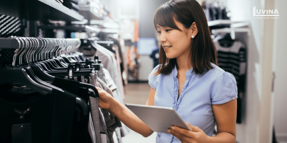 【2026年最新】小売店向けソフトウェアおすすめ9選|種類・メリットも解説 2 managing retails task on a single platform