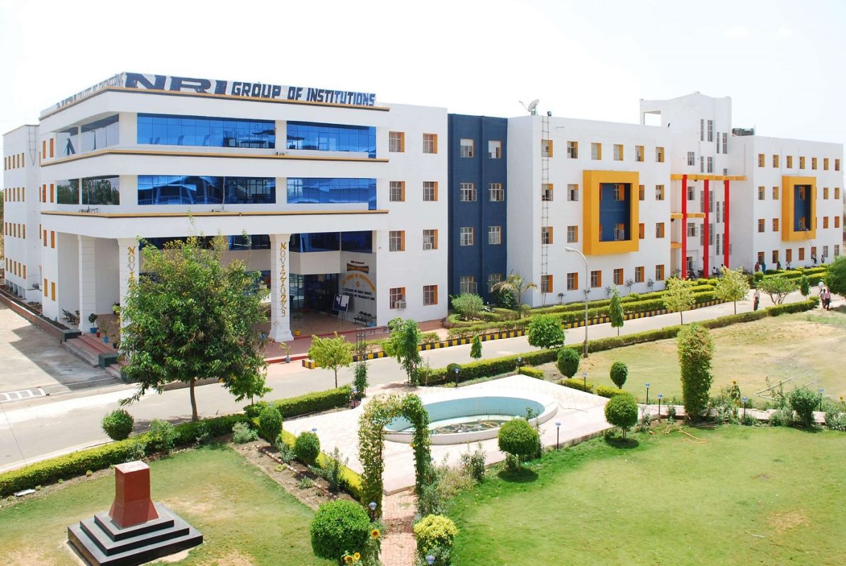NRI's strategic partner in software development outsourcing - Luvina