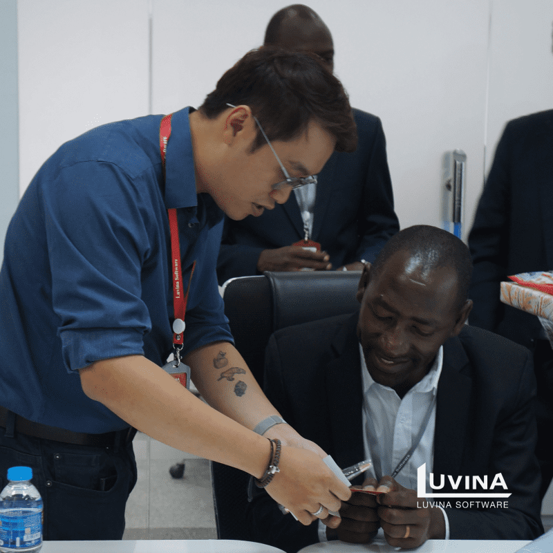 From Japan to Africa: Luvina Shares International IT Experience with Ugandan Delegation 5