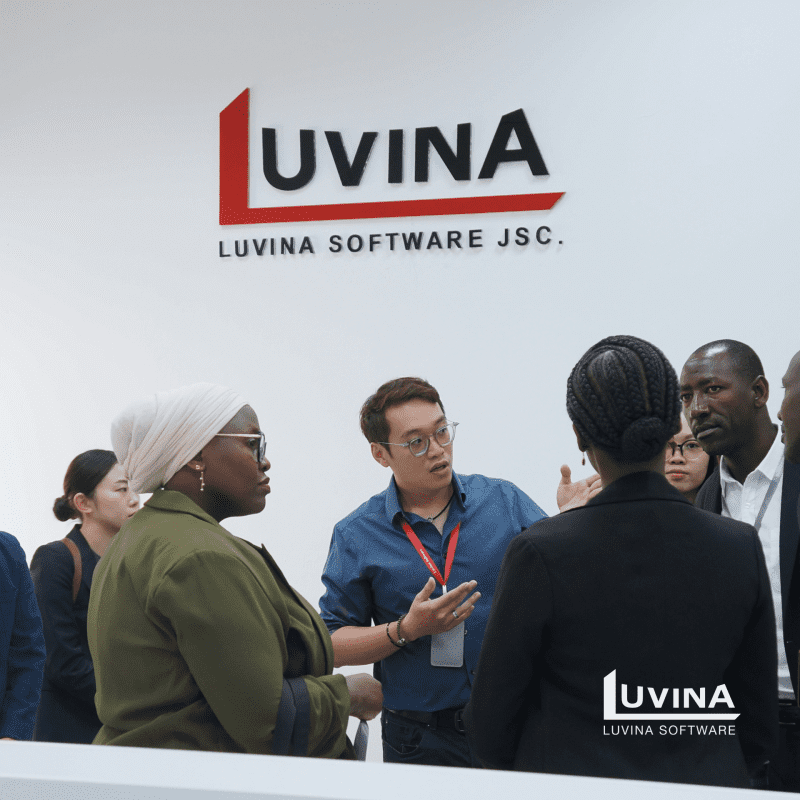 From Japan to Africa: Luvina Shares International IT Experience with Ugandan Delegation 6